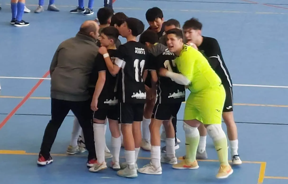Foto 3 - Doblete de victorias en menos de 20 horas del III Cadete