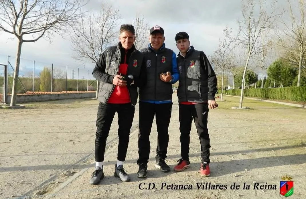 Foto 2 - &Aacute;lex, &Aacute;lvaro y Fran Sastre se proclaman campeones regionales de Tripletas e ir&aacute;n al Nacional