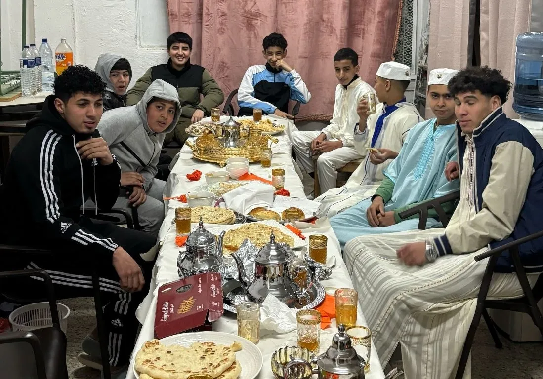 Foto 7 - La Mezquita de la Paz celebra la fiesta de Eid al-Fitr que pone fin al Ramad&aacute;n