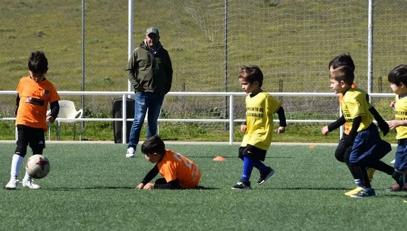 Foto 8 - La Liga Prebenjam&iacute;n del Ciudad Rodrigo CF retorna a los Campos de To&ntilde;ete