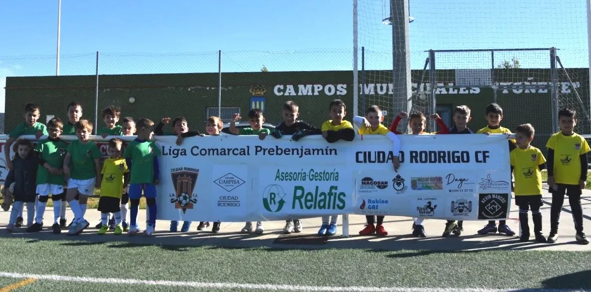 Foto 9 - La Liga Prebenjam&iacute;n del Ciudad Rodrigo CF retorna a los Campos de To&ntilde;ete