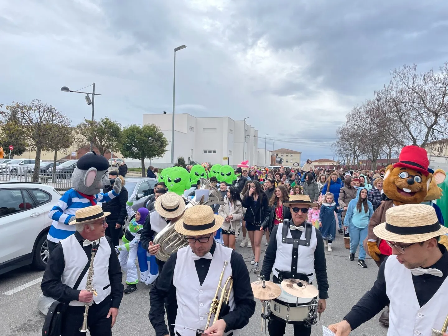 Foto 2 - Guijuelo sigue vibrando al ritmo del Carnaval (FOTOS)