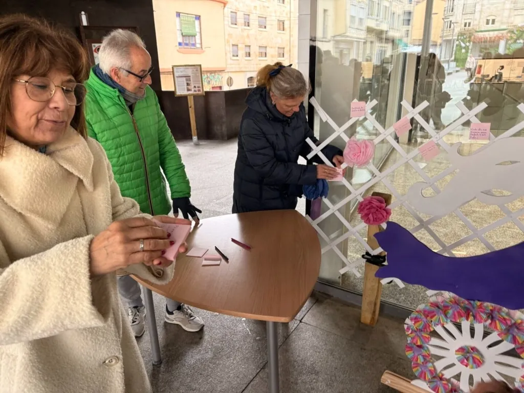 Foto 3 - Guijuelo celebra el D&iacute;a Internacional de la Mujer (FOTOS)