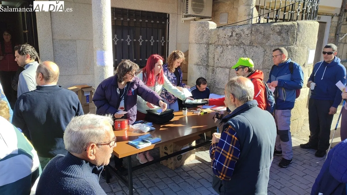XXVIII Ruta de Senderismo 'Arribes del Duero' en Mieza / CORRAL