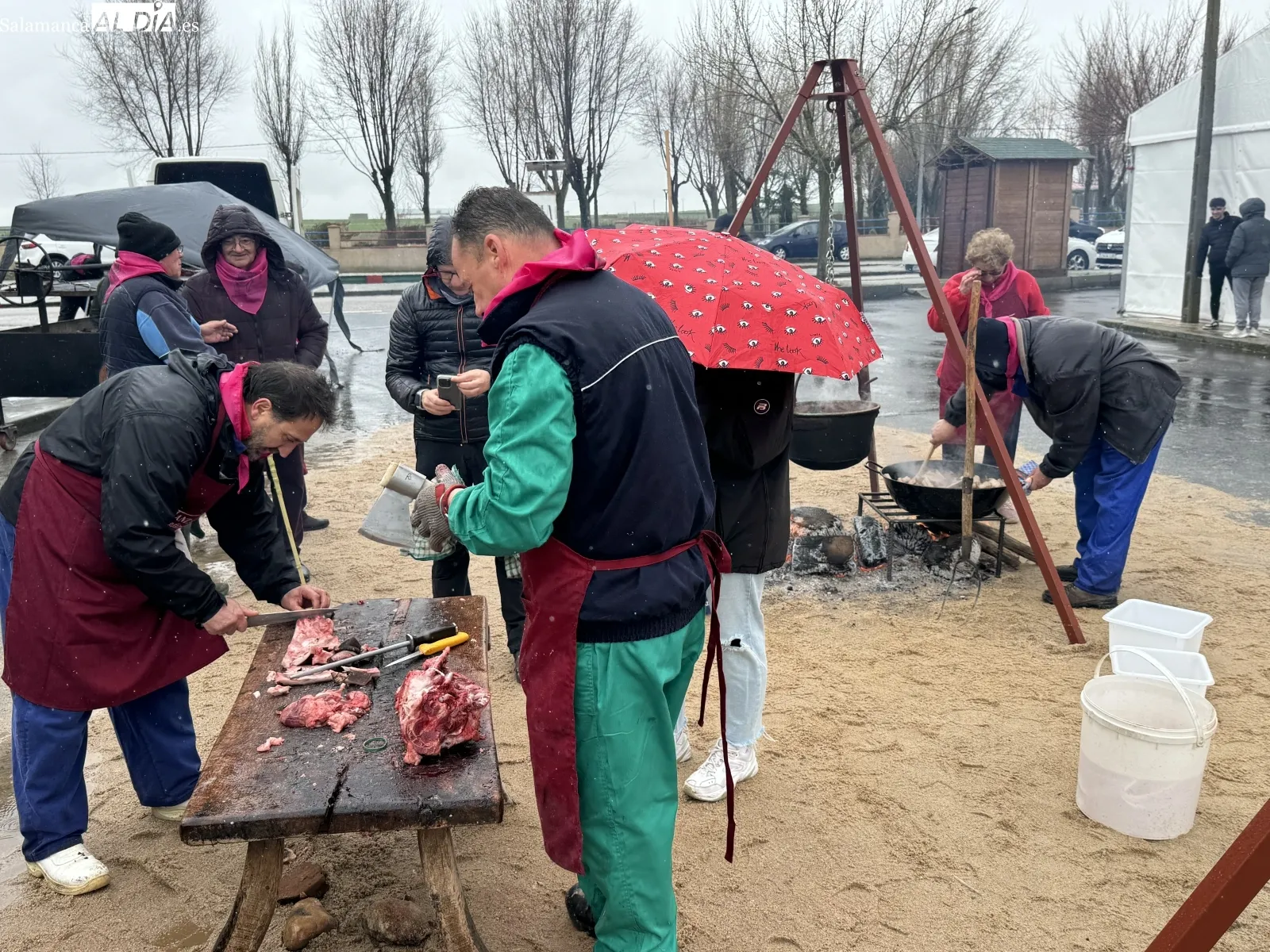 Foto 5 - B&oacute;veda del Rio Almar disfruta de dos d&iacute;as de fiesta y buen ambiente durante su II Matanza Tradicional
