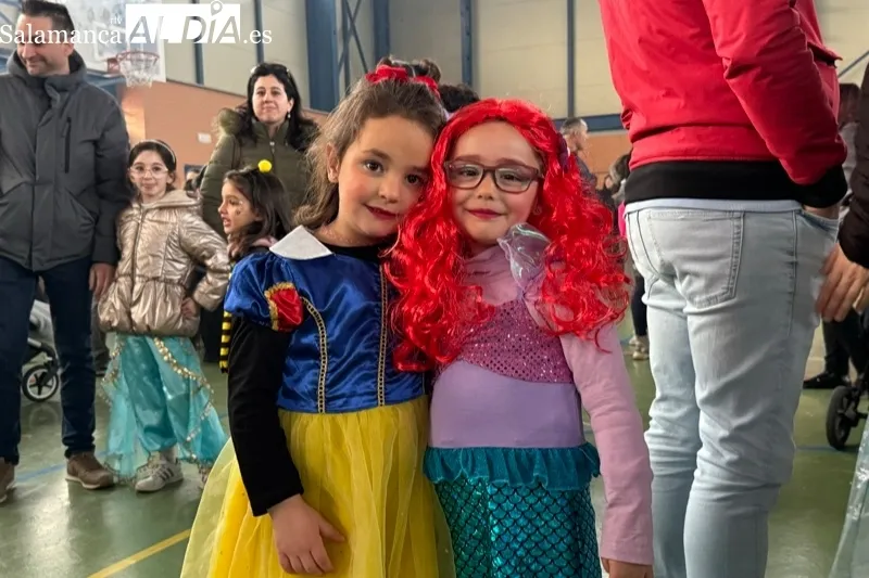 Baile infantil de carnaval en Peñaranda
