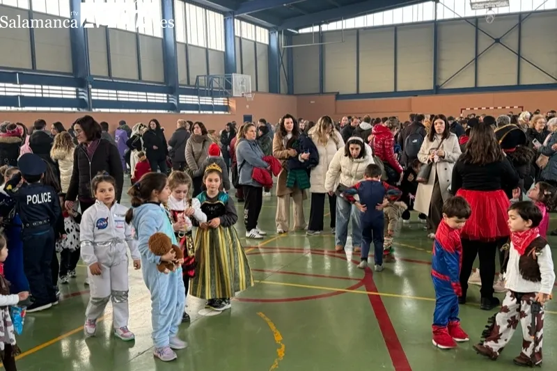 Baile infantil de carnaval en Peñaranda