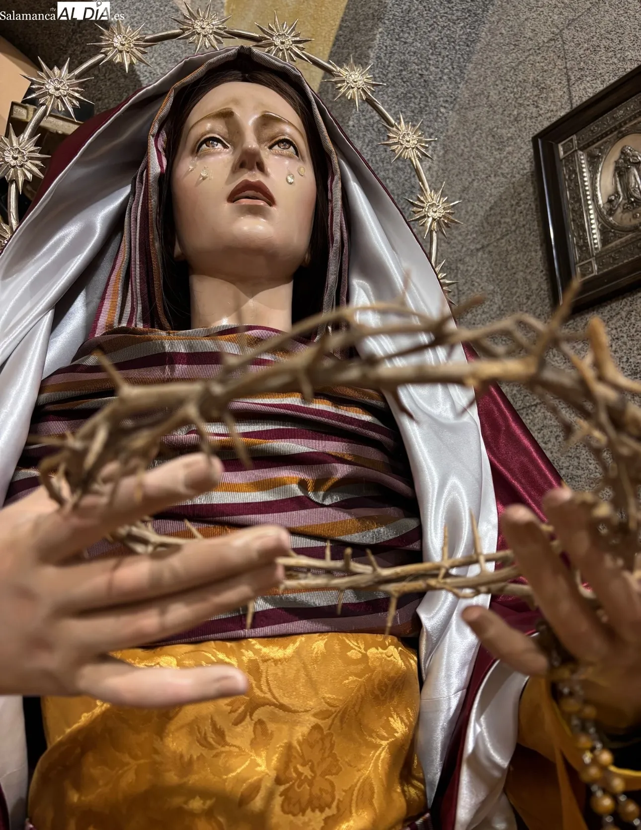 Foto 5 - Nuestra Se&ntilde;ora de las L&aacute;grimas recibe a cofrades y devotos vestida de hebrea para anunciar la Cuaresma