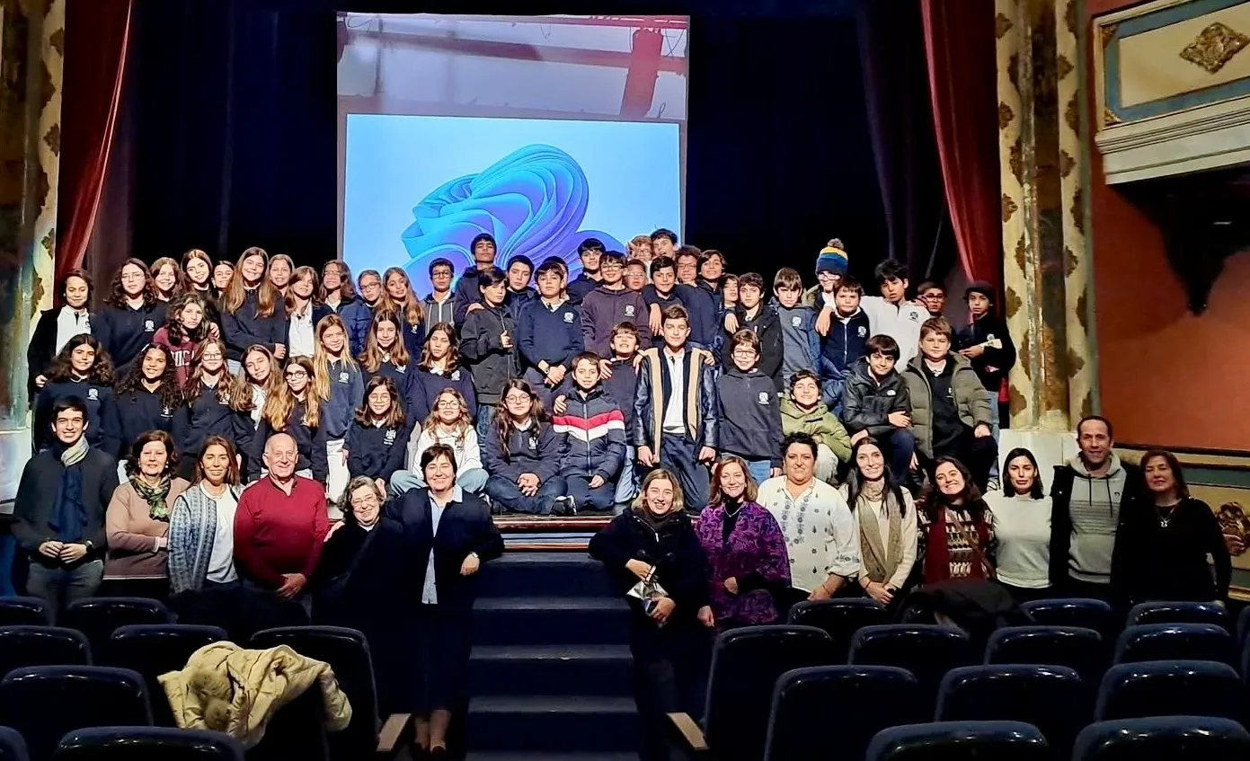 Foto 2 - El Colegio La Encarnaci&oacute;n celebra un encuentro con el centro escolar San Vicente de Paul de Lisboa basado en cooperaci&oacute;n y futuro 