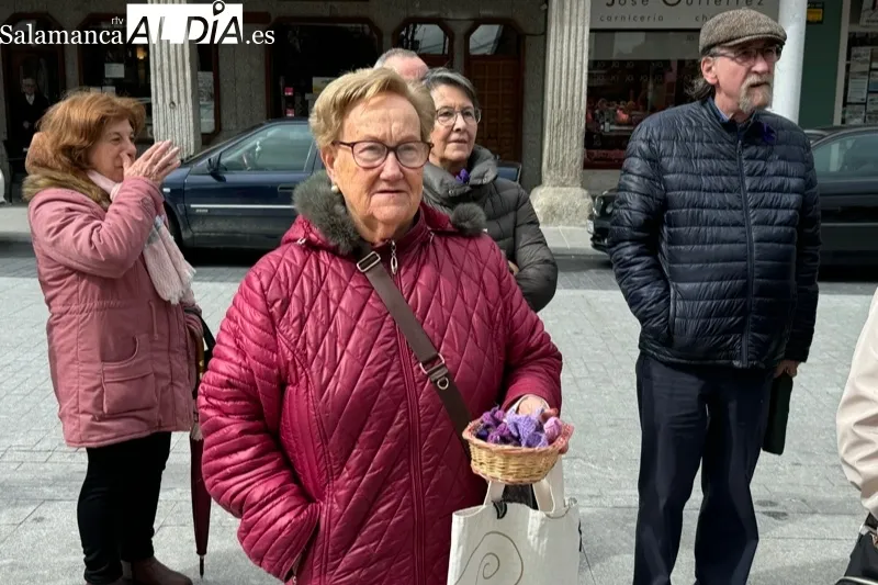 Peñaranda conmemora el 8M en la Plaza de España