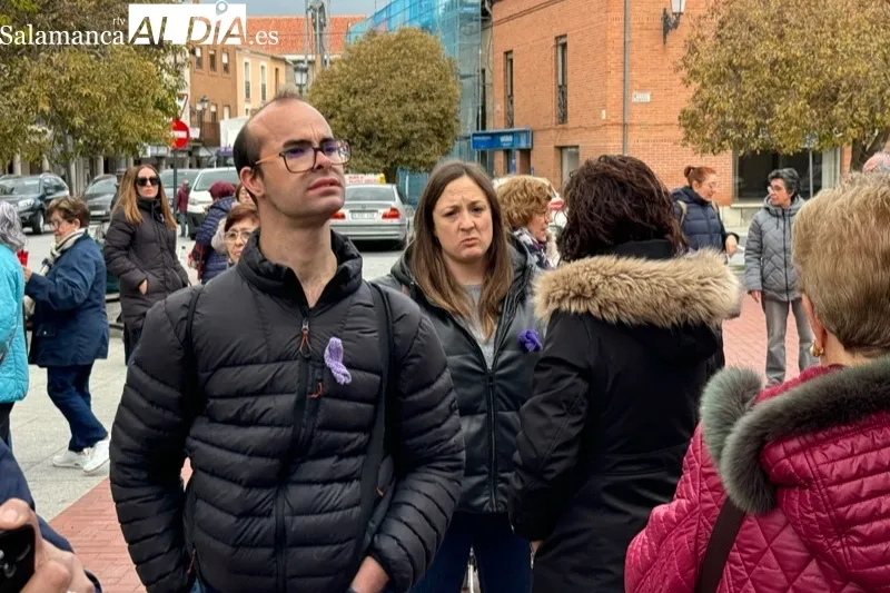 Peñaranda conmemora el 8M en la Plaza de España