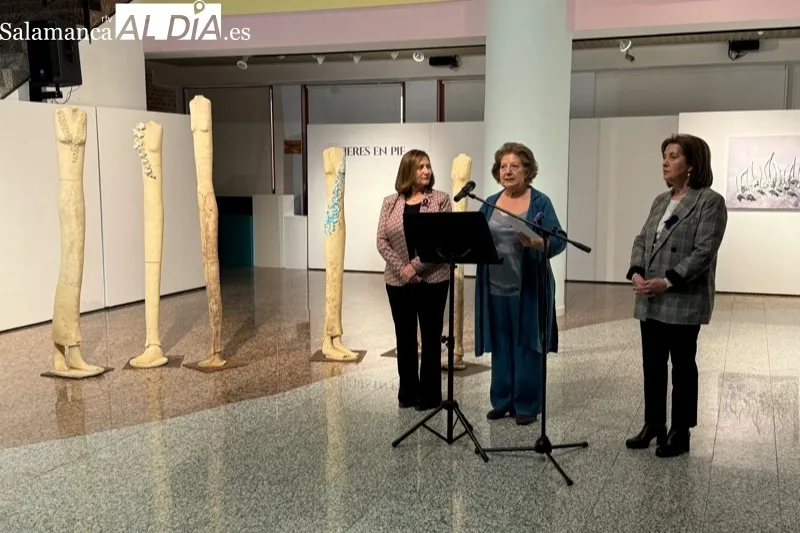 Exposición ‘Mujeres en Pie’ de Amelia García