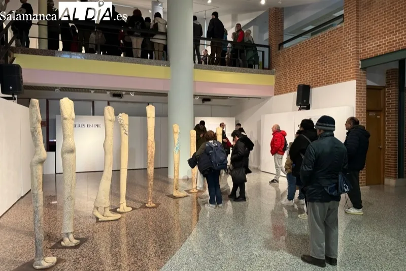 Exposición ‘Mujeres en Pie’ de Amelia García