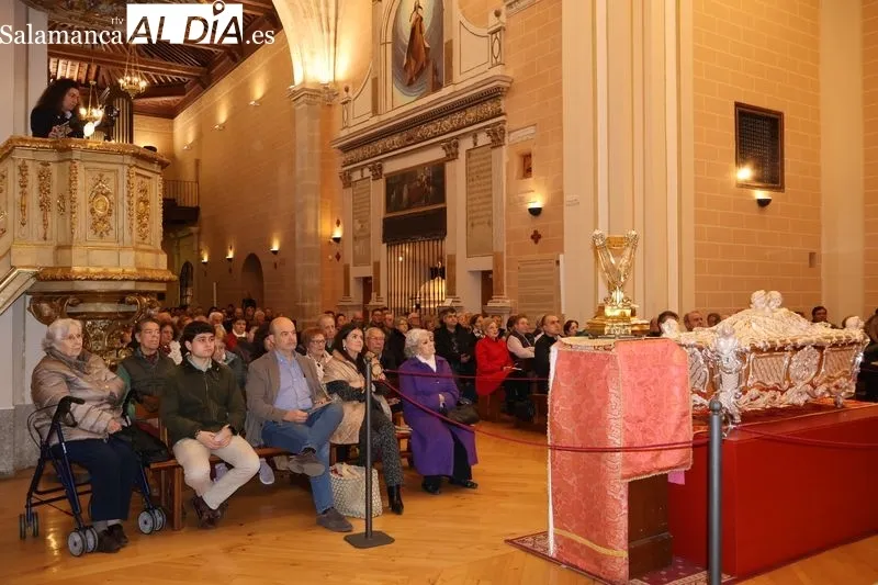 Foto 4 - La urna de plata de Santa Teresa: historia, restauraci&oacute;n y nueva conservaci&oacute;n