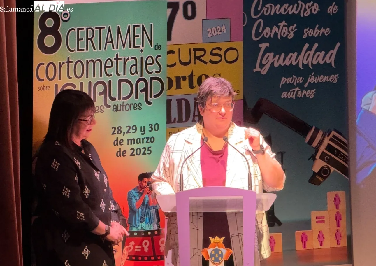Foto 4 - J&oacute;venes de toda Espa&ntilde;a muestran su talento en Pe&ntilde;aranda durante la gran final del 8&ordm; Certamen de Cortos Sobre Igualdad