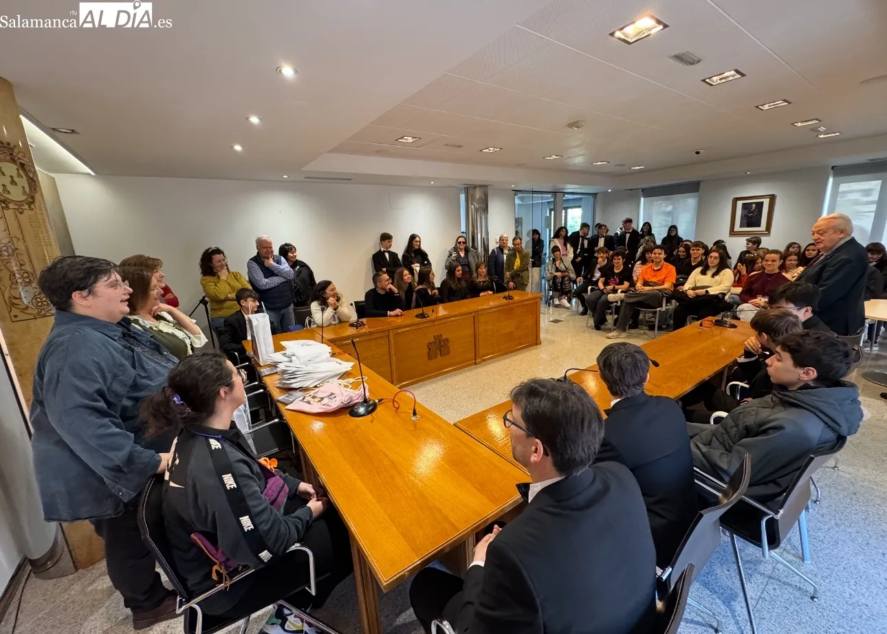 Foto 10 - J&oacute;venes de toda Espa&ntilde;a muestran su talento en Pe&ntilde;aranda durante la gran final del 8&ordm; Certamen de Cortos Sobre Igualdad