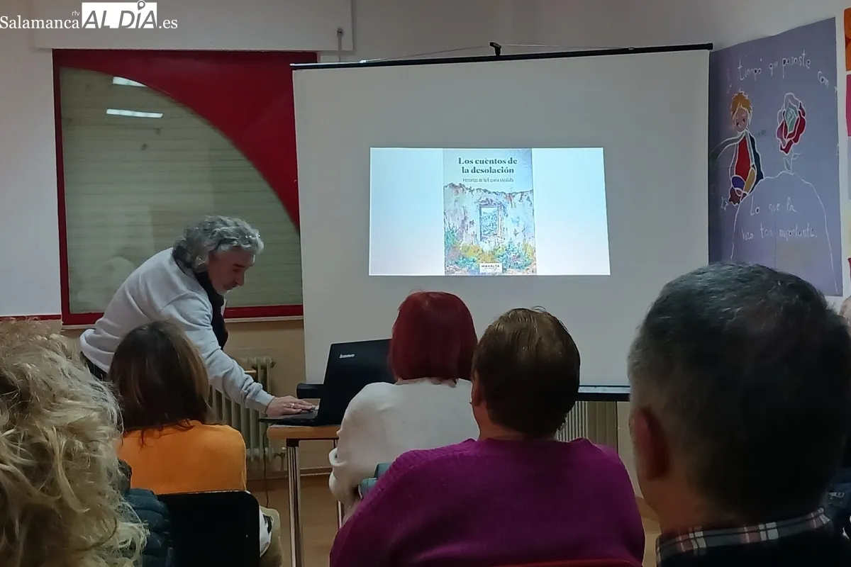 Presentación en Aldeadávila del libro ‘Los cuentos de la desolación. Historias de la España olvidada’