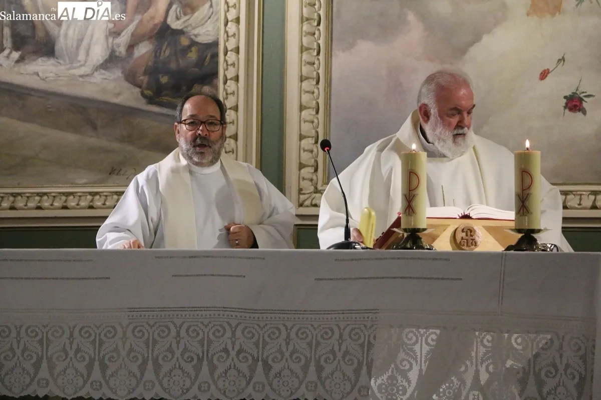 Celebración de una eucaristía dedicada a San José / CORRAL