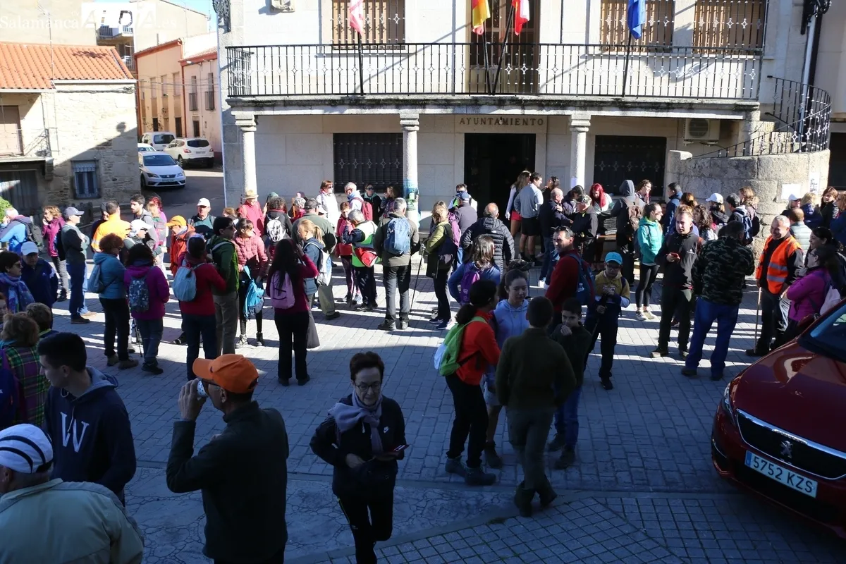XXVIII Ruta de Senderismo 'Arribes del Duero' en Mieza / CORRAL
