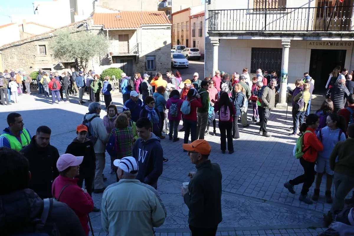 XXVIII Ruta de Senderismo 'Arribes del Duero' en Mieza / CORRAL