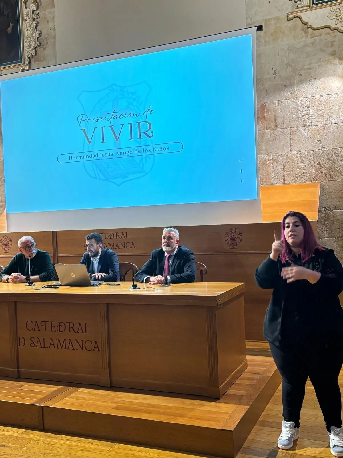 Presentación del proyecto 'Vivir' de la Hermandad Jesús Amigo de los Niños, 'La Borriquilla'