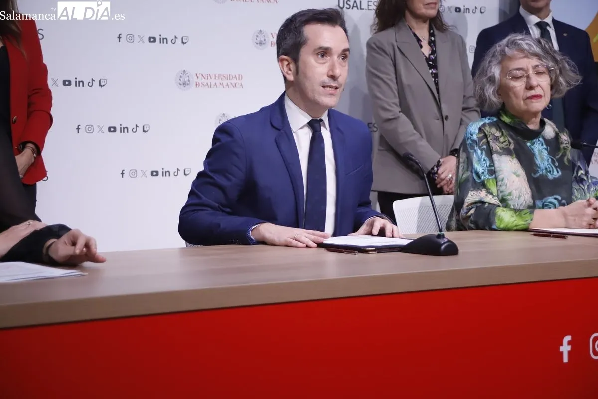 Presentación del acuerdo con Federico Bueno de Mata, vicerrector de Transferencia, Innovación y Emprendimiento. Foto de Ángel Puma