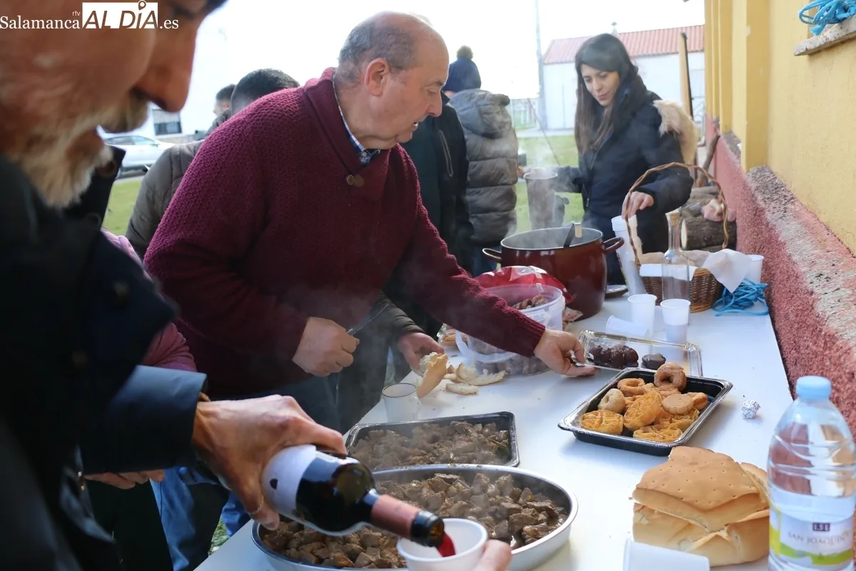 Fiesta de la Matanza Tradicional en Villar de Peralonso / CORRAL