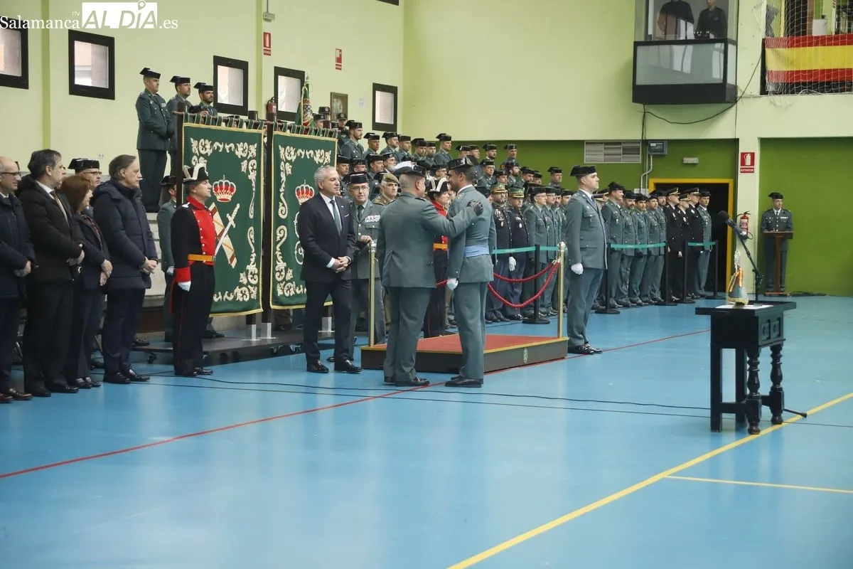 Acto de entrega de mando al nuevo Jefe de la Comandancia de la Guardia Civil de Salamanca. Fotos: Ángel Puma