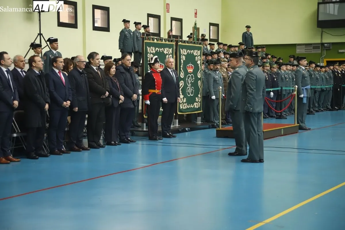 Acto de entrega de mando al nuevo Jefe de la Comandancia de la Guardia Civil de Salamanca. Fotos: Ángel Puma