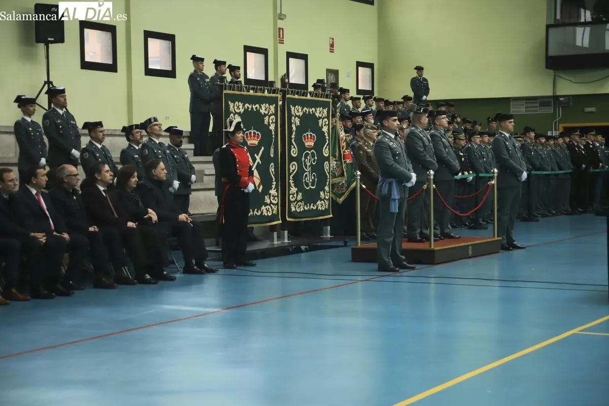 Acto de entrega de mando al nuevo Jefe de la Comandancia de la Guardia Civil de Salamanca. Fotos: Ángel Puma