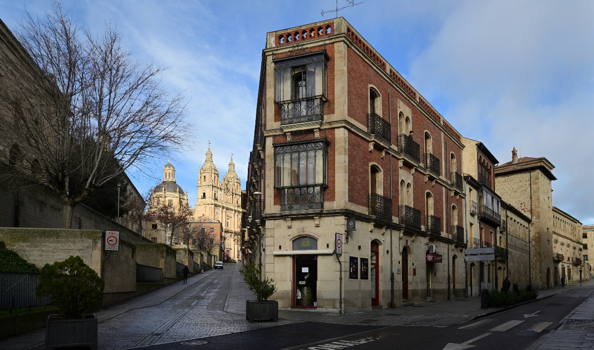 Esquina de las calles Palominos y San Pablo