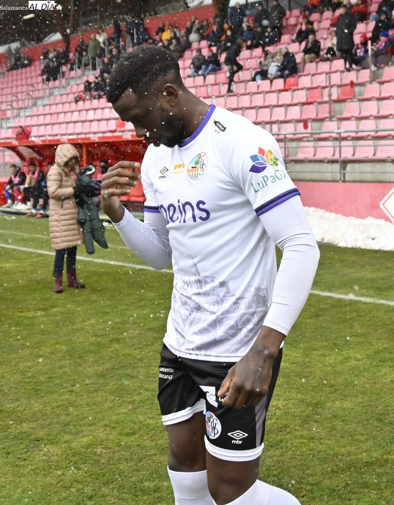 Foto 11 - El Salamanca UDS no tiene opciones en Los Pajaritos ante un Numancia que se pone l&iacute;der (2-0)