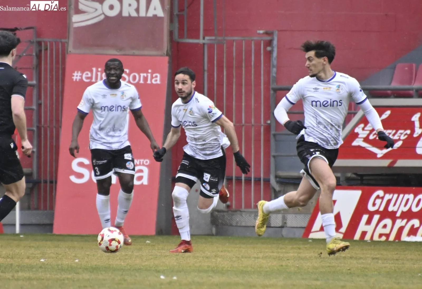 Foto 17 - El Salamanca UDS no tiene opciones en Los Pajaritos ante un Numancia que se pone l&iacute;der (2-0)