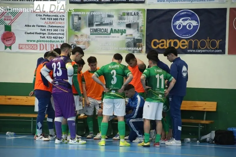 Foto 10 - El Piensos Dur&aacute;n Albense cae en casa y deja escapar una oportunidad de oro (3-4)