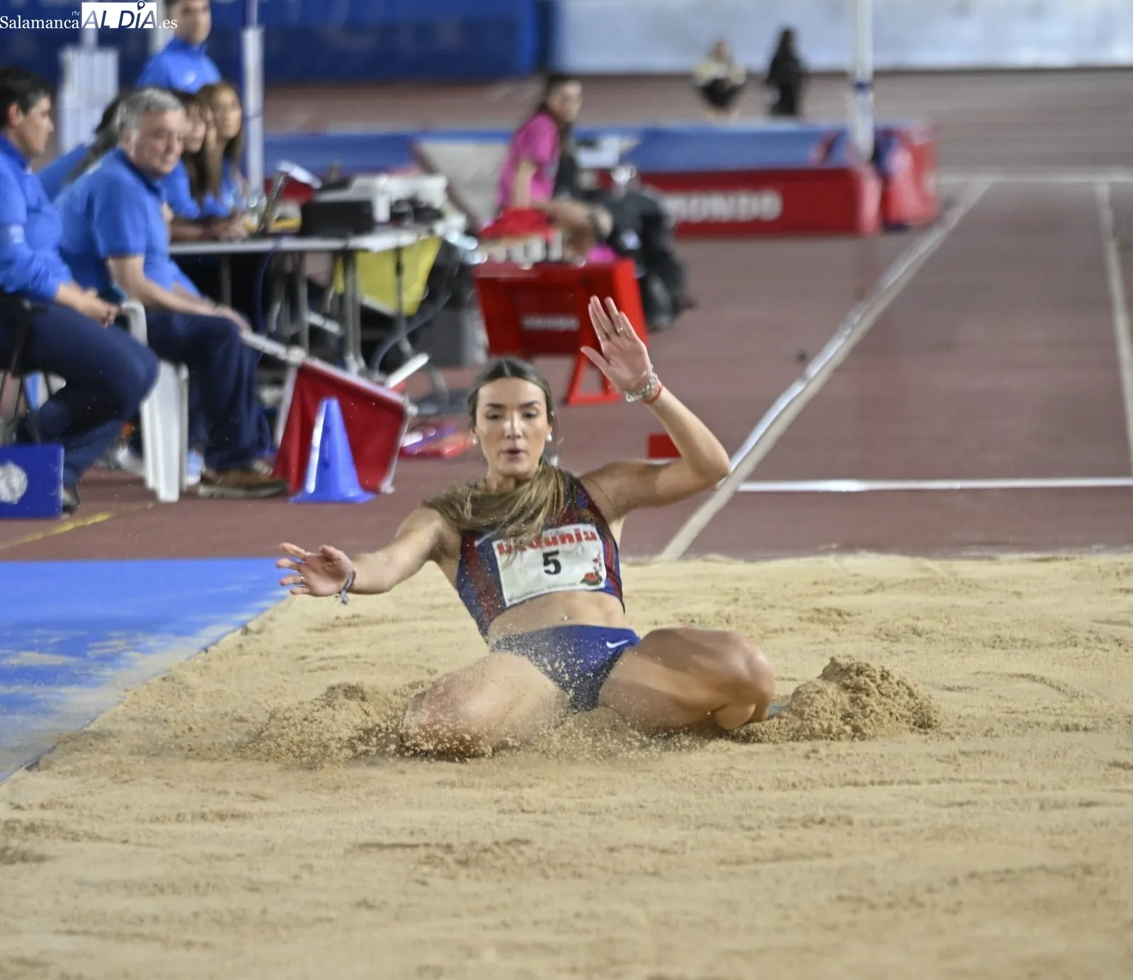 Foto 18 - Yulimar Rojas vuelve a la competici&oacute;n en Salamanca con un fiasco: abandono y sin m&iacute;nima para el Mundial de China (GALER&Iacute;A DE FOTOS)