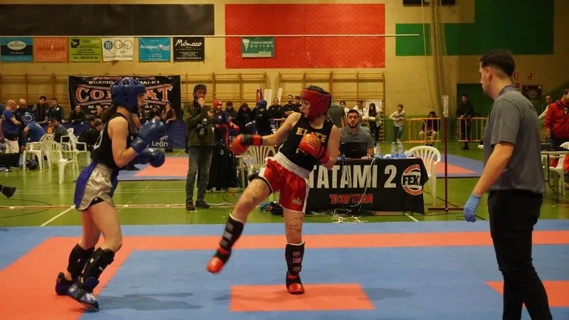 Foto 5 - Los clubes de Salamanca, los mejores en el Campeonato de Castilla y Le&oacute;n de Kickboxing