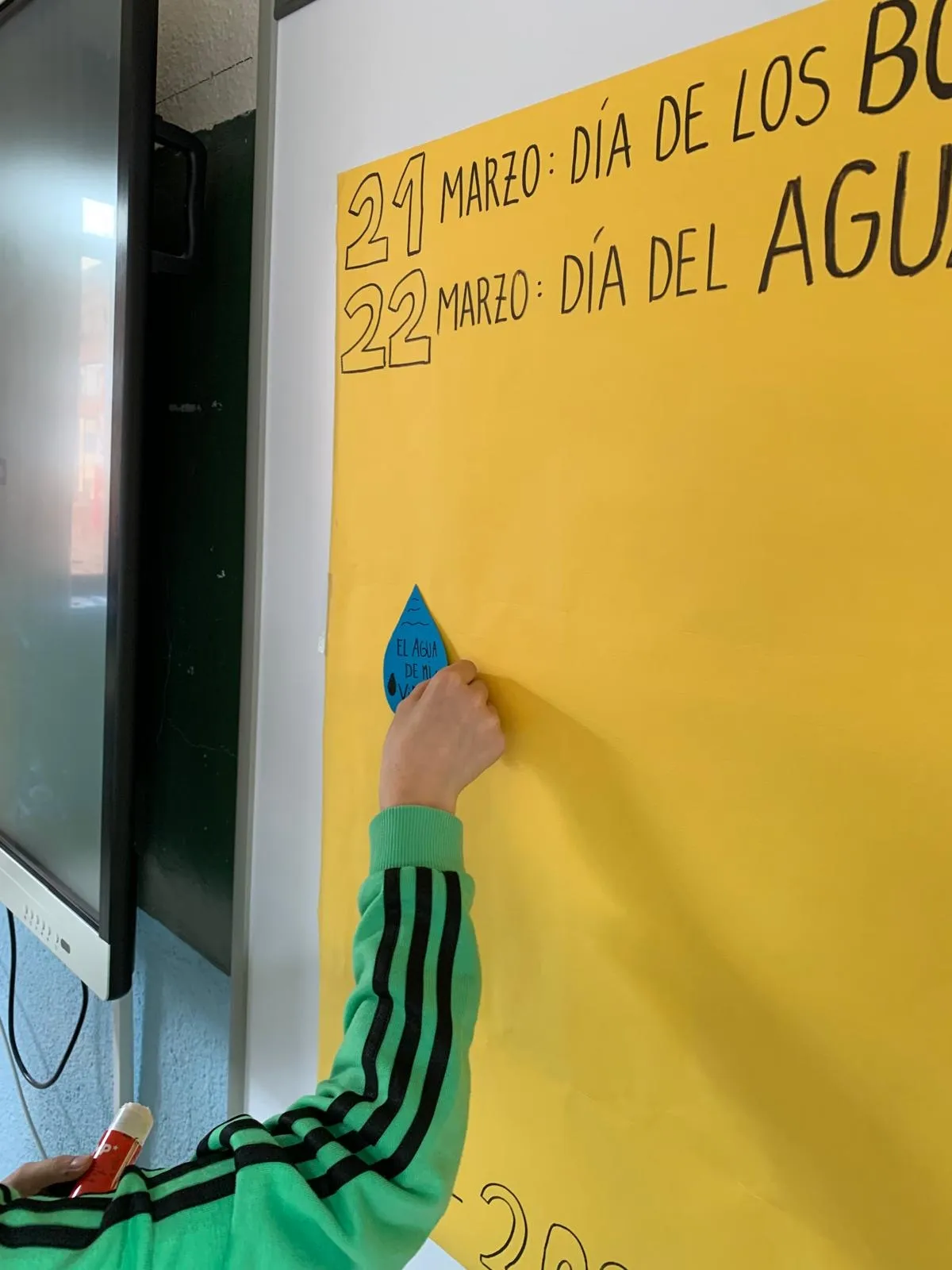 Foto 4 - El Colegio Miguel de Unamuno recibe en una animada actividad la Jornada de Sensibilizaci&oacute;n con la Naturaleza