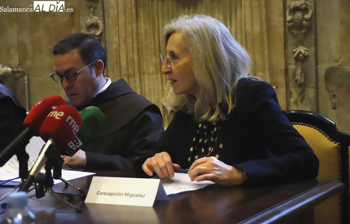 Rueda de prensa de este miércoles en la Casa de la Iglesia de Salamanca. Foto de Ángel Puma