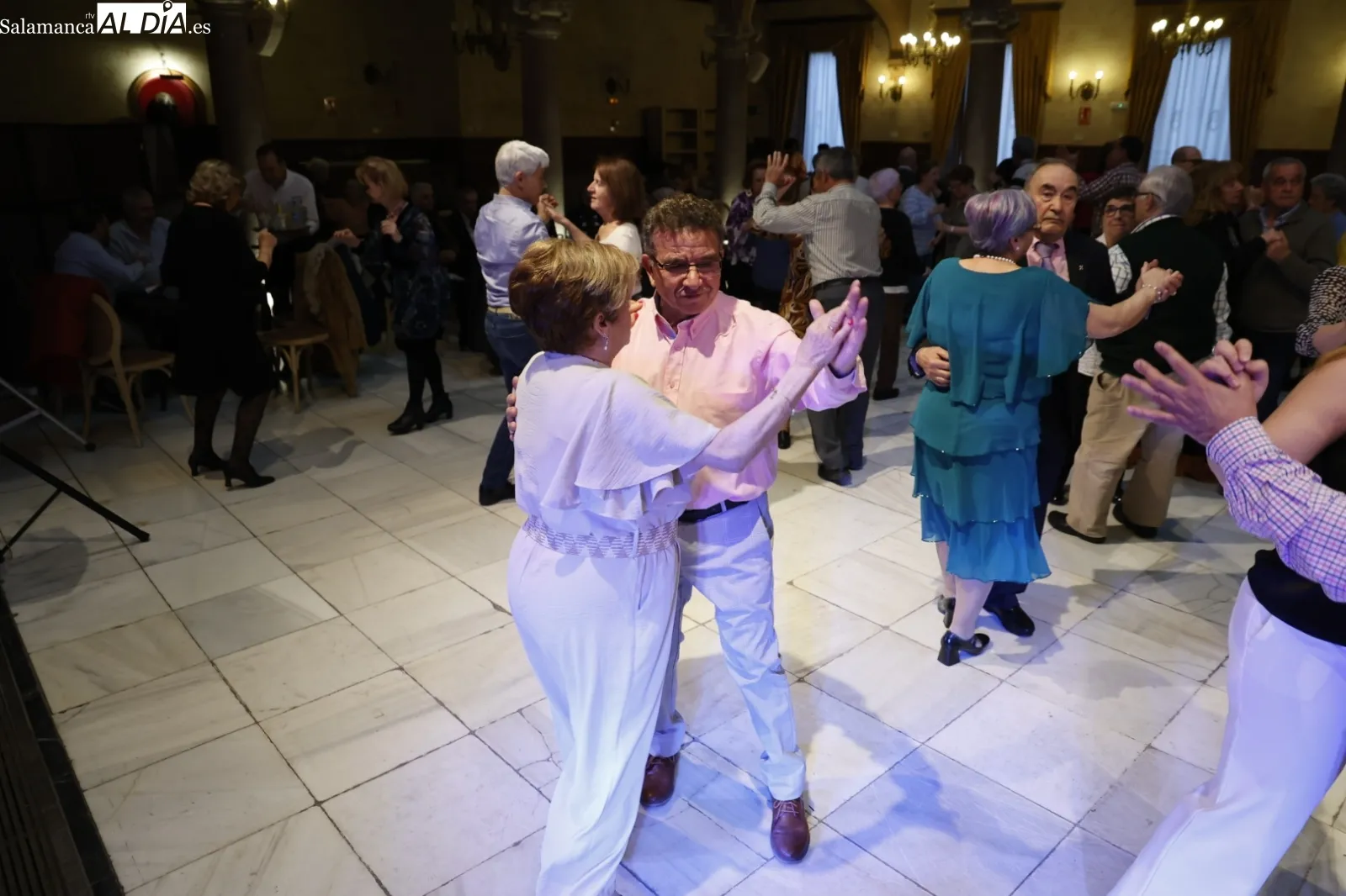 Baile de mayores en el Casino de Salamanca