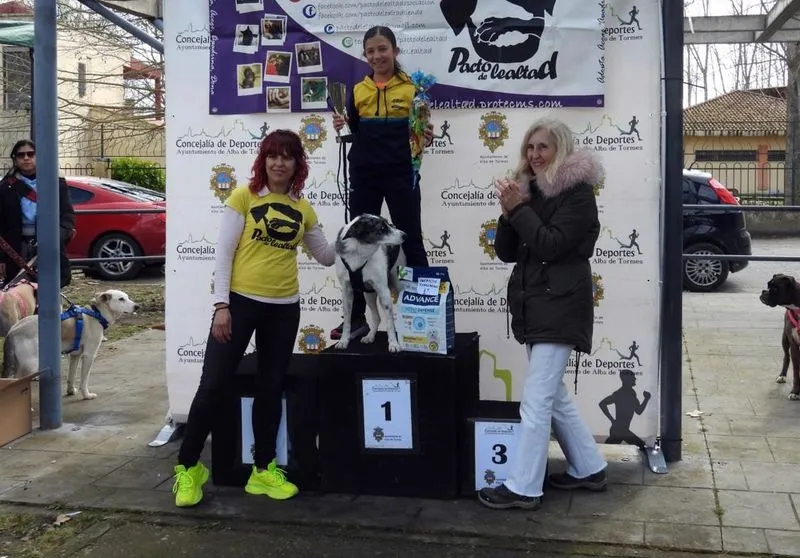 Foto 7 - Pedro L&oacute;pez y Adriana Alarcos brillan en el canicross de Alba de Tormes