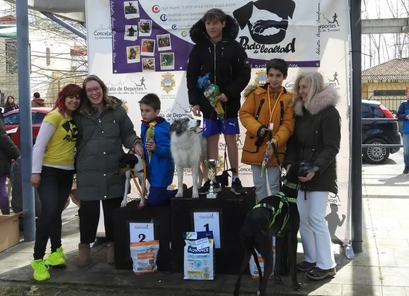 Foto 6 - Pedro L&oacute;pez y Adriana Alarcos brillan en el canicross de Alba de Tormes