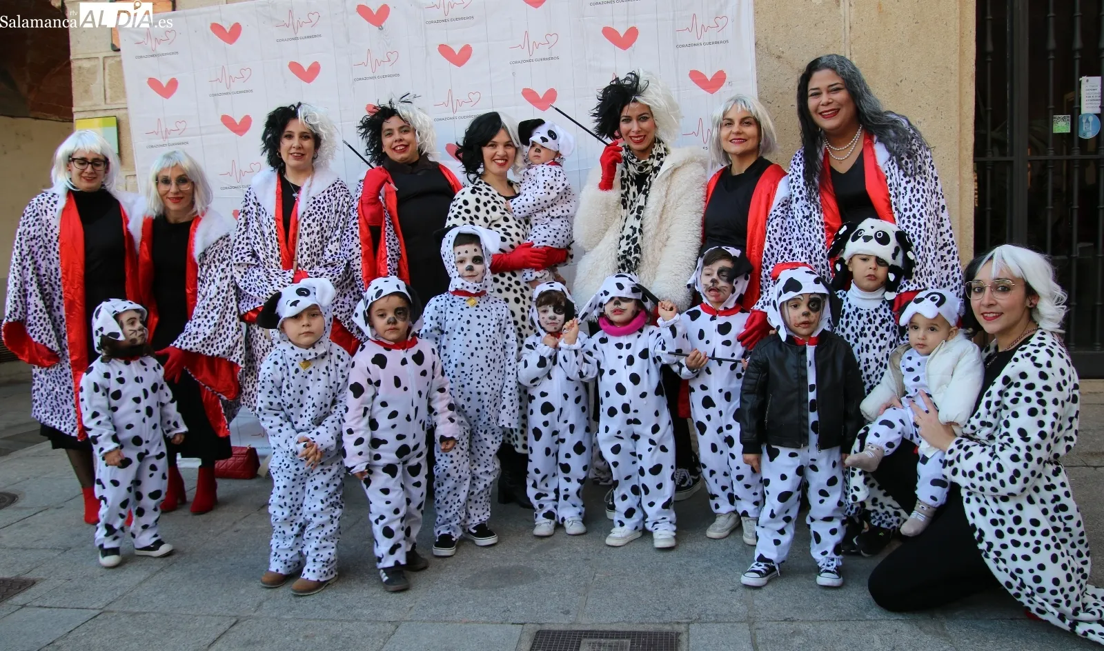 Foto 2 - Los Furbys ganan el concurso de disfraces en Alba de Tormes