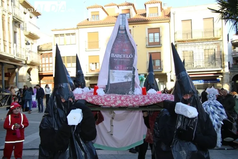 Foto 6 - Los Furbys ganan el concurso de disfraces en Alba de Tormes