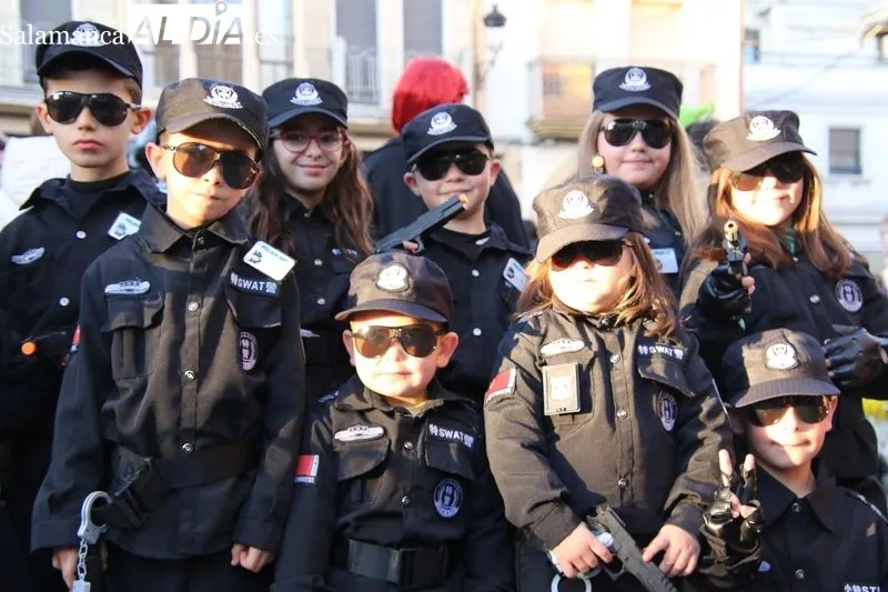 Foto 18 - Los Furbys ganan el concurso de disfraces en Alba de Tormes