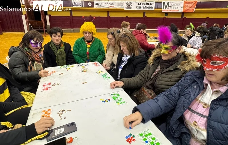 Foto 14 - Las mujeres albenses celebran el Carnaval con chocolate y churros