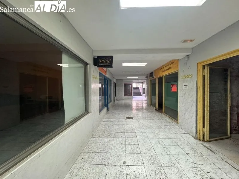 Foto 10 - &lsquo;Pedimos al Ayuntamiento obras urgentes para salvar nuestros locales&rsquo;"