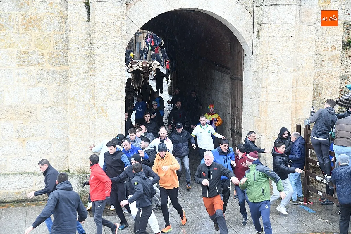 Foto 4 - Murall&oacute;n y el Carnaval se resisten a decirse adi&oacute;s