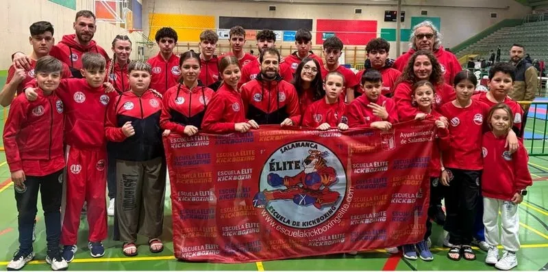 Foto 2 - Los clubes de Salamanca, los mejores en el Campeonato de Castilla y Le&oacute;n de Kickboxing