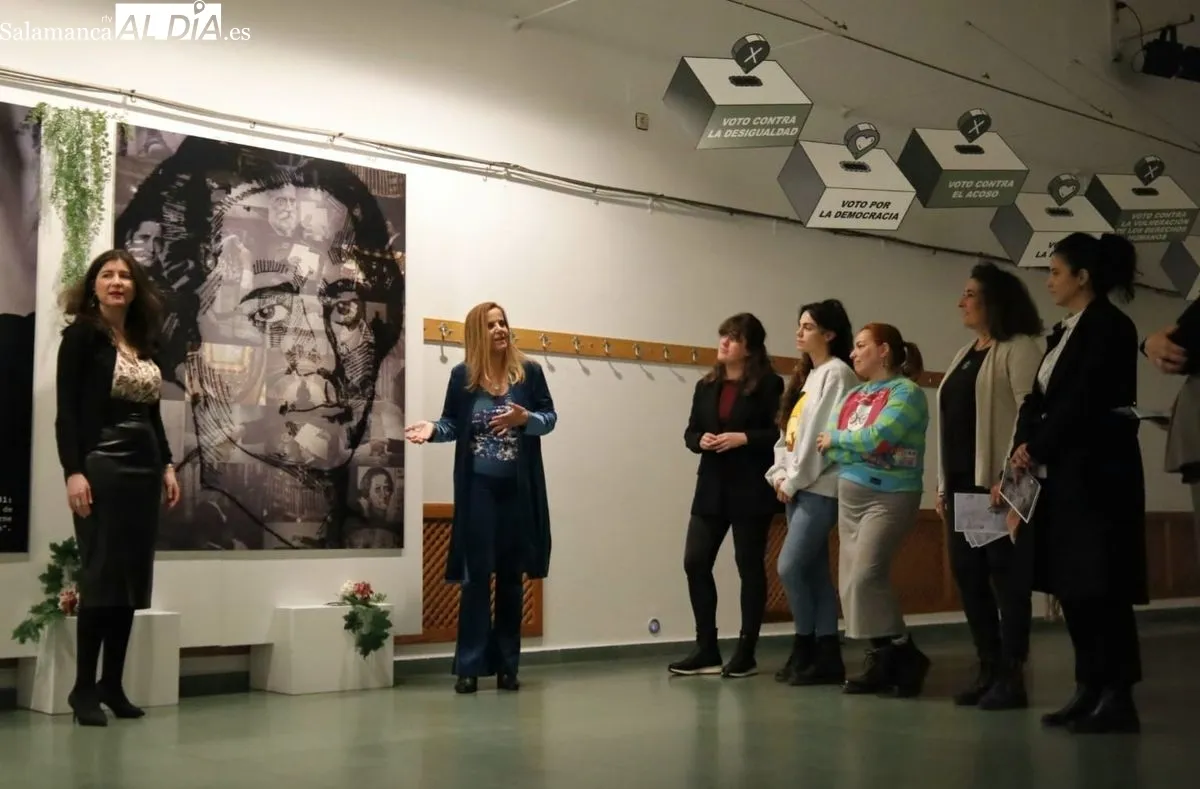 Inauguración en la Casa de la Mujer de la muestra 
