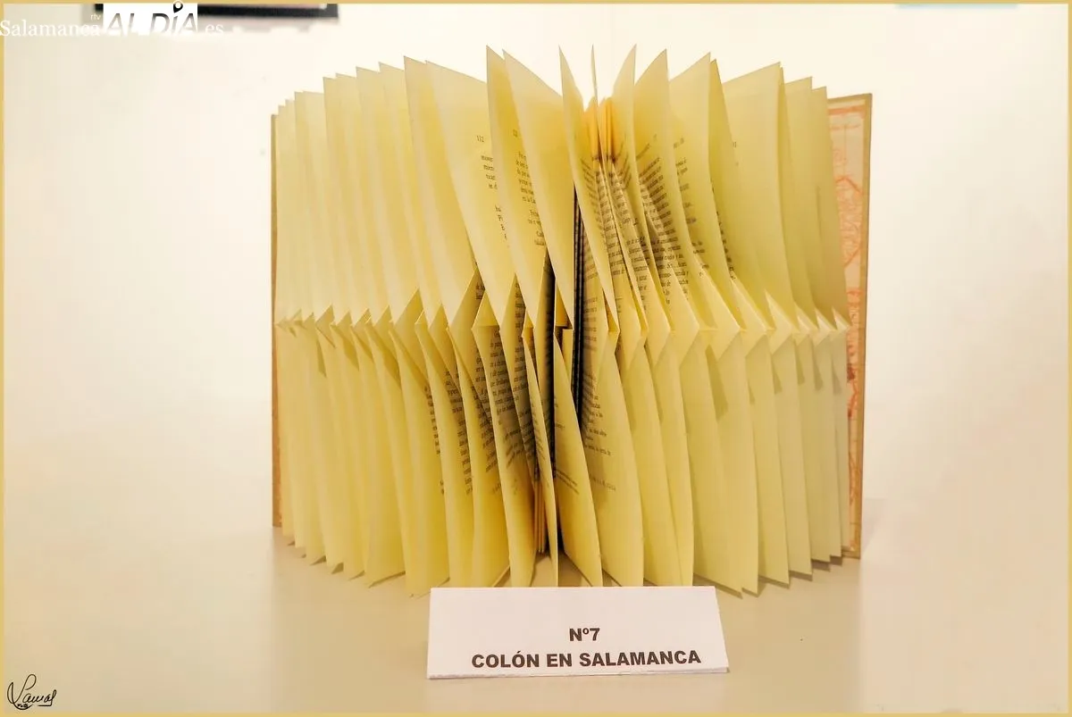 Exposición Esculturas literarias de Pedro Pablo Blanco en el Centro Municipal Trujillo. Foto de Manuel Lamas